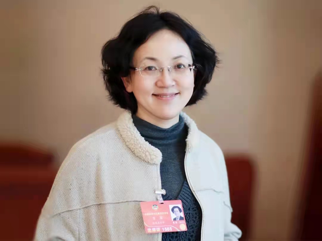 肖苒委员12022.jpg